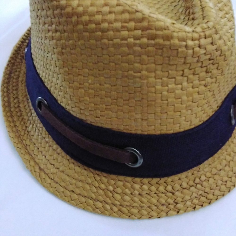 Place Fedora Hat - Picture 2 of 7